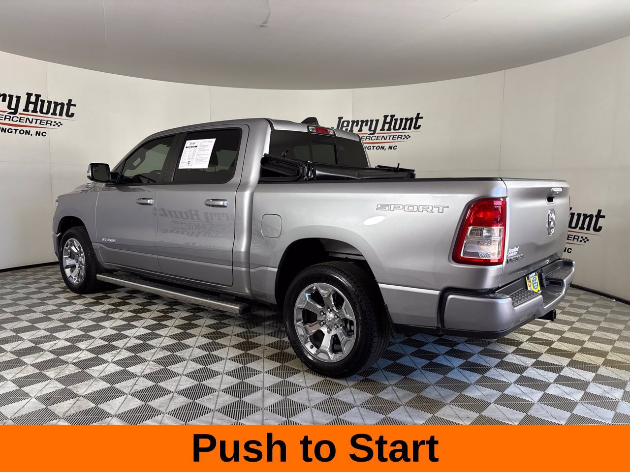 Used 2022 RAM 1500 Big Horn RWD image 9