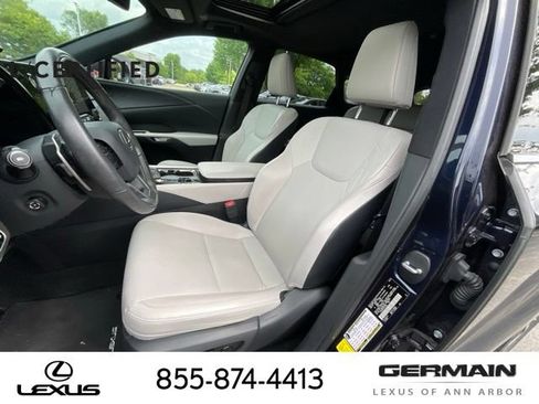 Used 2023 Lexus RX 350 Premium w/ Accessory Package AWD/4WD image 12