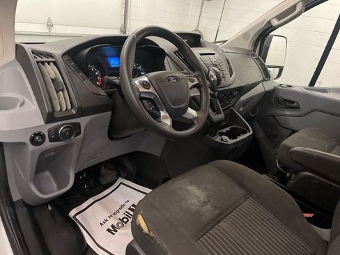 Used 2019 Ford Transit 150 148 Low Roof RWD image 4