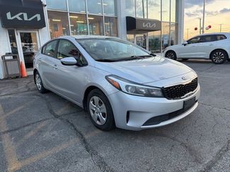 Used 2017 Kia Forte LX video 1
