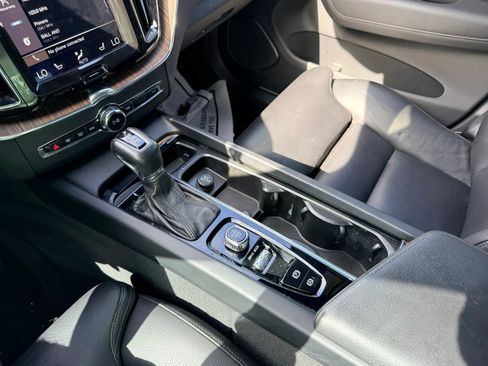Used 2020 Volvo XC60 T5 Inscription FWD image 19