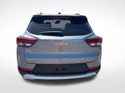 Certified 2025 Chevrolet TrailBlazer LT AWD/4WD image 4