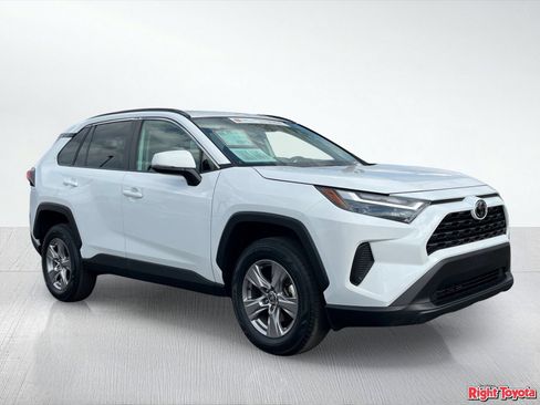 Certified 2024 Toyota RAV4 XLE FWD image 9