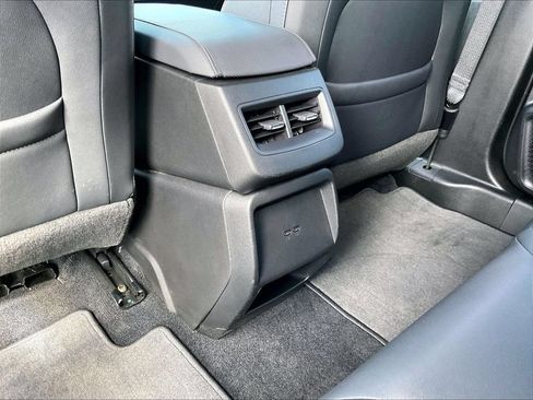 Used 2024 Chevrolet Equinox EV RS FWD image 27