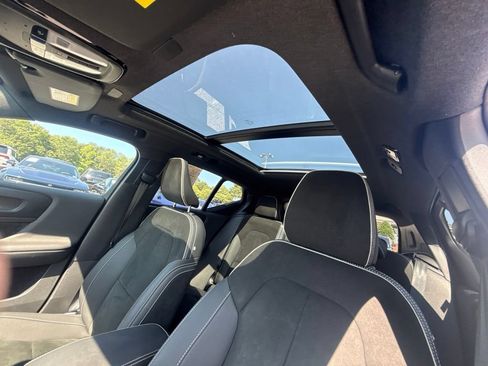Used 2023 Volvo XC40 Recharge Plus AWD/4WD image 10