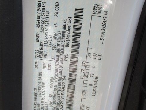 Used 2023 Ford Transit 350 XLT image 9