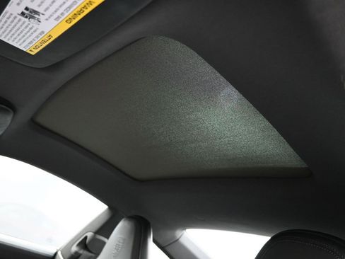 Used 2024 Porsche 911 Carrera 4S w/ Sport Package image 24