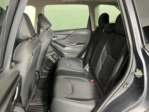 Used 2020 Subaru Forester Premium AWD/4WD image 24