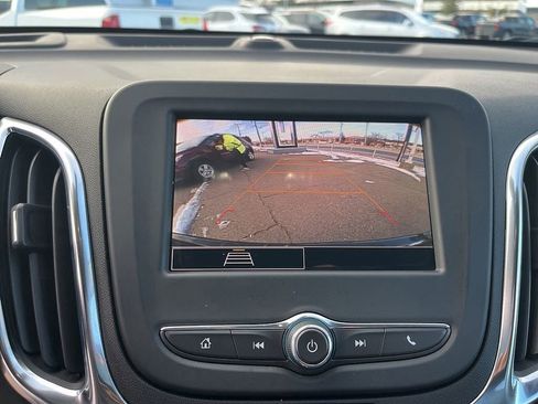 Used 2024 Chevrolet Equinox LT image 38