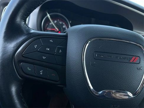 Used 2022 Dodge Charger SXT w/ Leather Interior Group RWD image 12