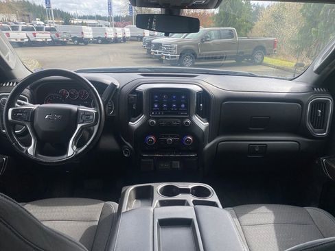 Used 2019 Chevrolet Silverado 1500 LT Trail Boss image 6