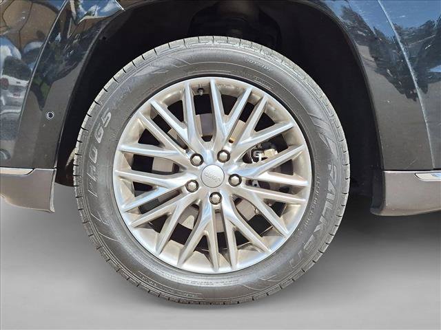 Used 2018 Jeep Grand Cherokee Summit AWD/4WD image 17