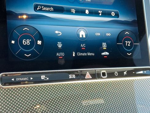 Certified 2025 Mercedes-Benz GLC 300 4MATIC image 16