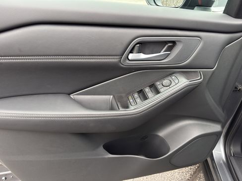 New 2026 Nissan Rogue SV image 13