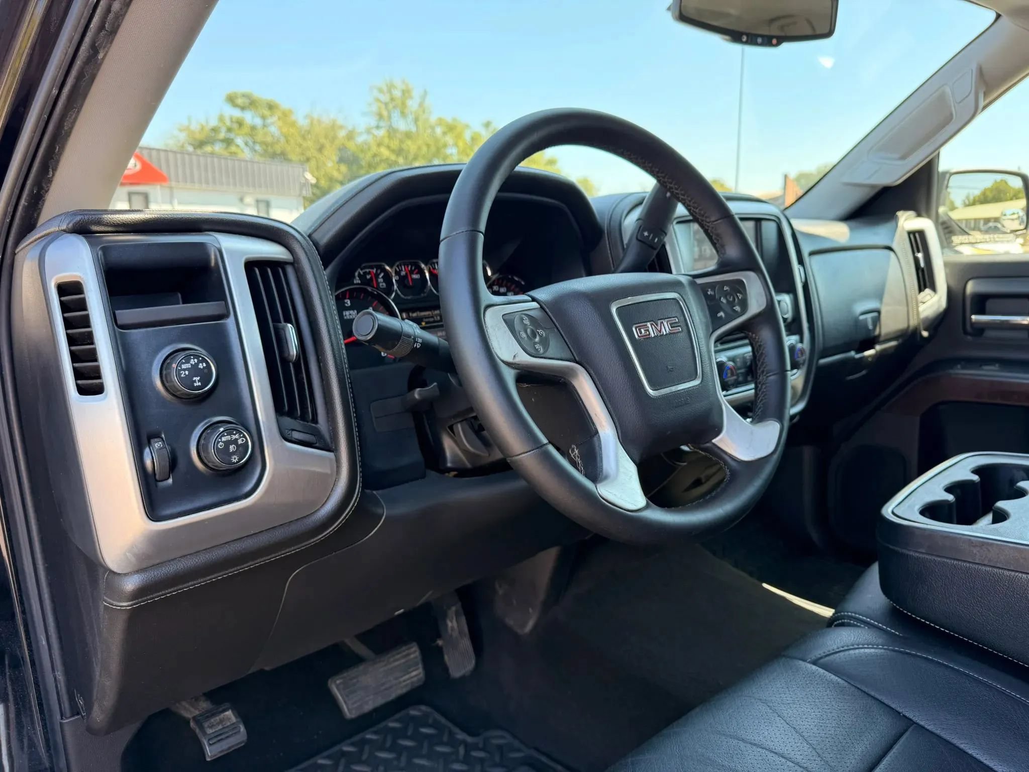 Used 2016 GMC Sierra 1500 SLE w/ Suspension Package, Off-Road AWD/4WD image 14