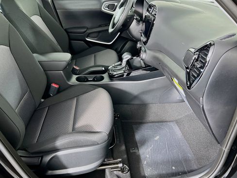 New 2025 Kia Soul S image 23