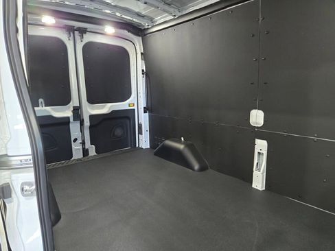 New 2026 Ford Transit 250 148 Medium Roof image 9