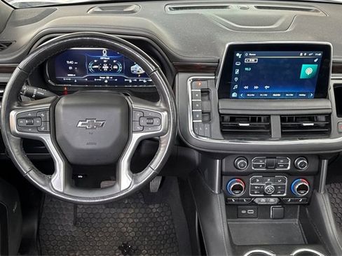 Used 2022 Chevrolet Tahoe Z71 w/ Luxury Package image 14