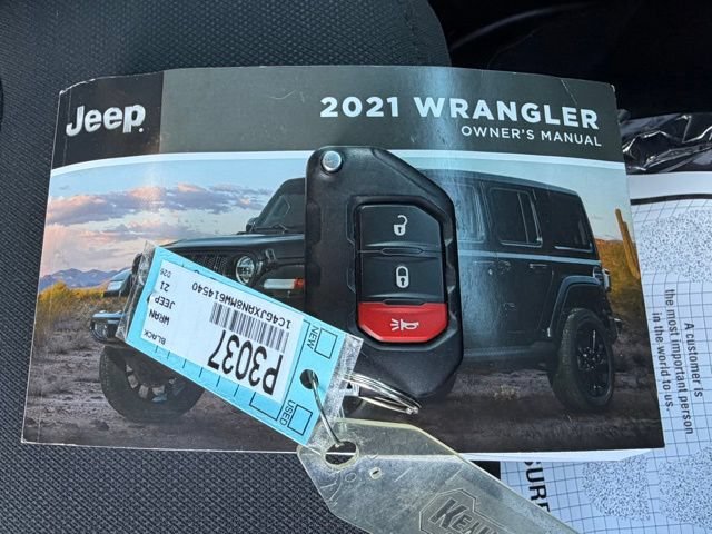 Used 2021 Jeep Wrangler Sport AWD/4WD image 39