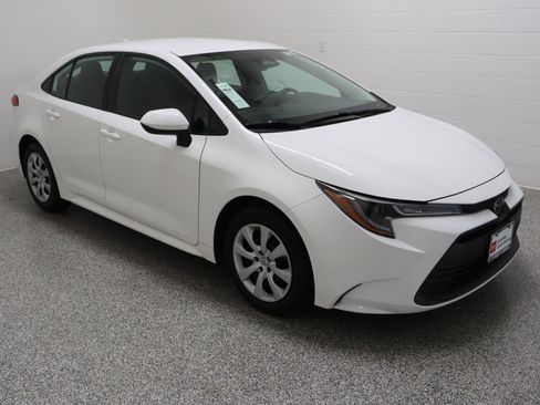 Certified 2024 Toyota Corolla LE FWD image 4