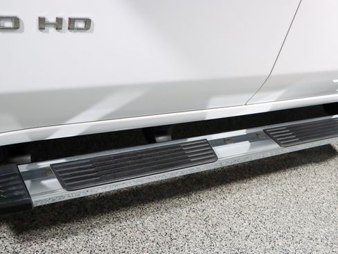 Used 2024 Chevrolet Silverado 2500 LTZ AWD/4WD image 12