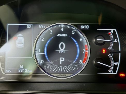 Used 2024 Lexus ES 350 w/ Premium Package image 19