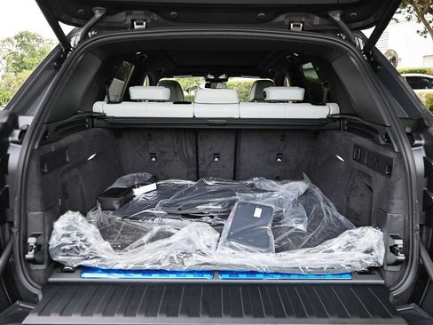 New 2026 BMW X5 xDrive50e w/ Executive Package AWD/4WD image 31
