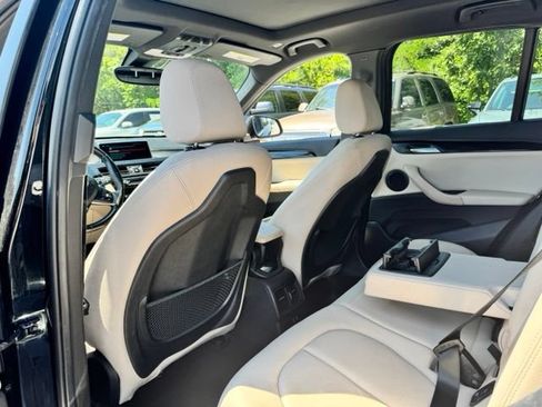 Used 2019 BMW X1 sDrive28i w/ Convenience Package FWD image 18