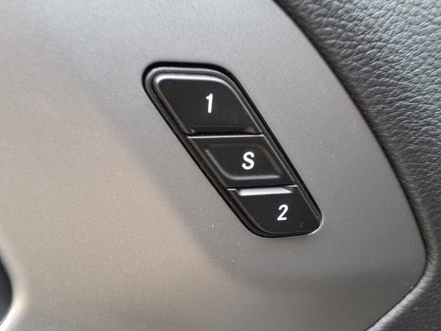 New 2027 Chrysler Pacifica Select AWD/4WD image 10