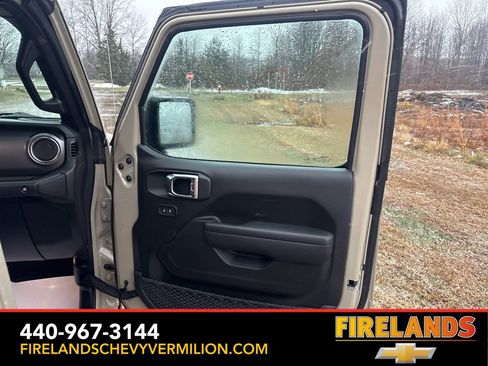 Used 2022 Jeep Wrangler Unlimited Rubicon 4xe w/ Cold Weather Group image 24