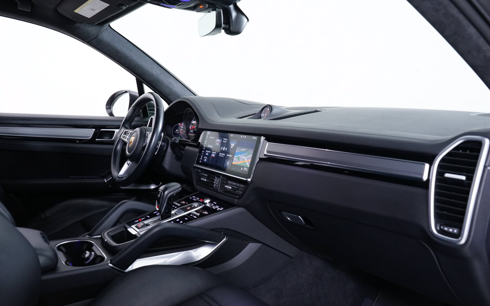 Used 2019 Porsche Cayenne Turbo AWD/4WD image 30