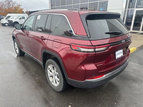 Used 2023 Jeep Grand Cherokee Limited image 5