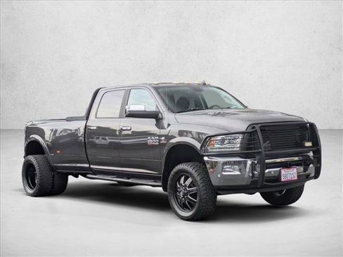 Used 2018 RAM 3500 Laramie image 4