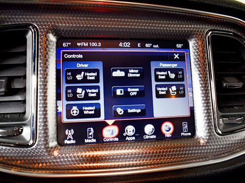 Used 2015 Dodge Challenger SRT Hellcat image 31