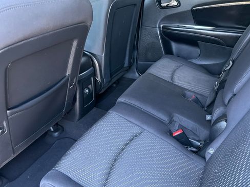 Used 2013 Dodge Journey SXT w/ Flexible Seating Group FWD image 13