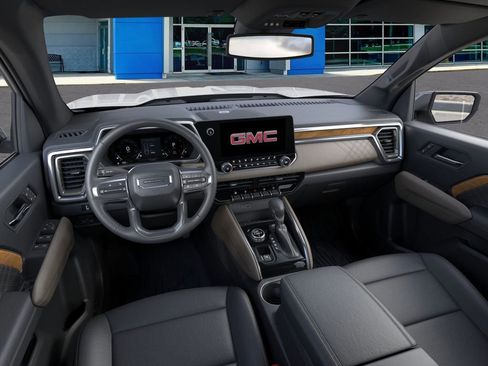 New 2026 GMC Canyon Denali image 15