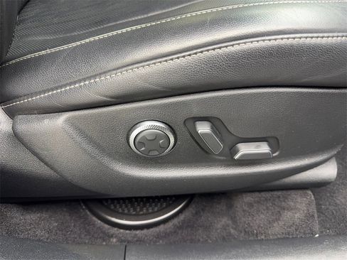 Used 2023 Genesis GV80 3.5T w/ Advanced Package image 48