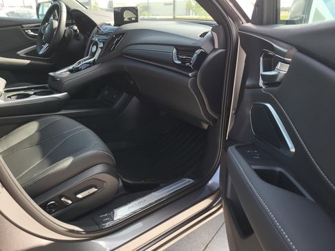 New 2026 Acura RDX SH-AWD image 8