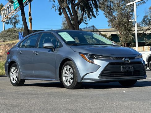 Used 2025 Toyota Corolla LE image 8