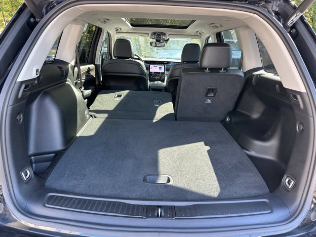 Used 2024 Jeep Grand Cherokee Limited AWD/4WD image 14