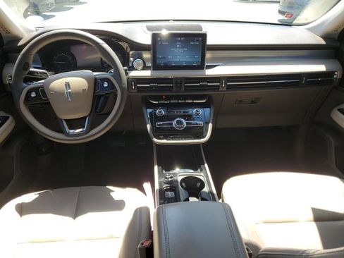 Certified 2022 Lincoln Corsair FWD image 15