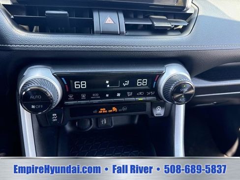 Used 2023 Toyota RAV4 XLE FWD image 24