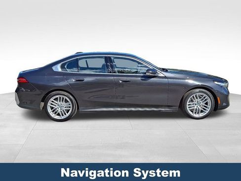 Used 2025 BMW 540i xDrive 540i xDrive image 9