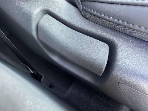 Certified 2025 Kia Niro SX Touring image 15