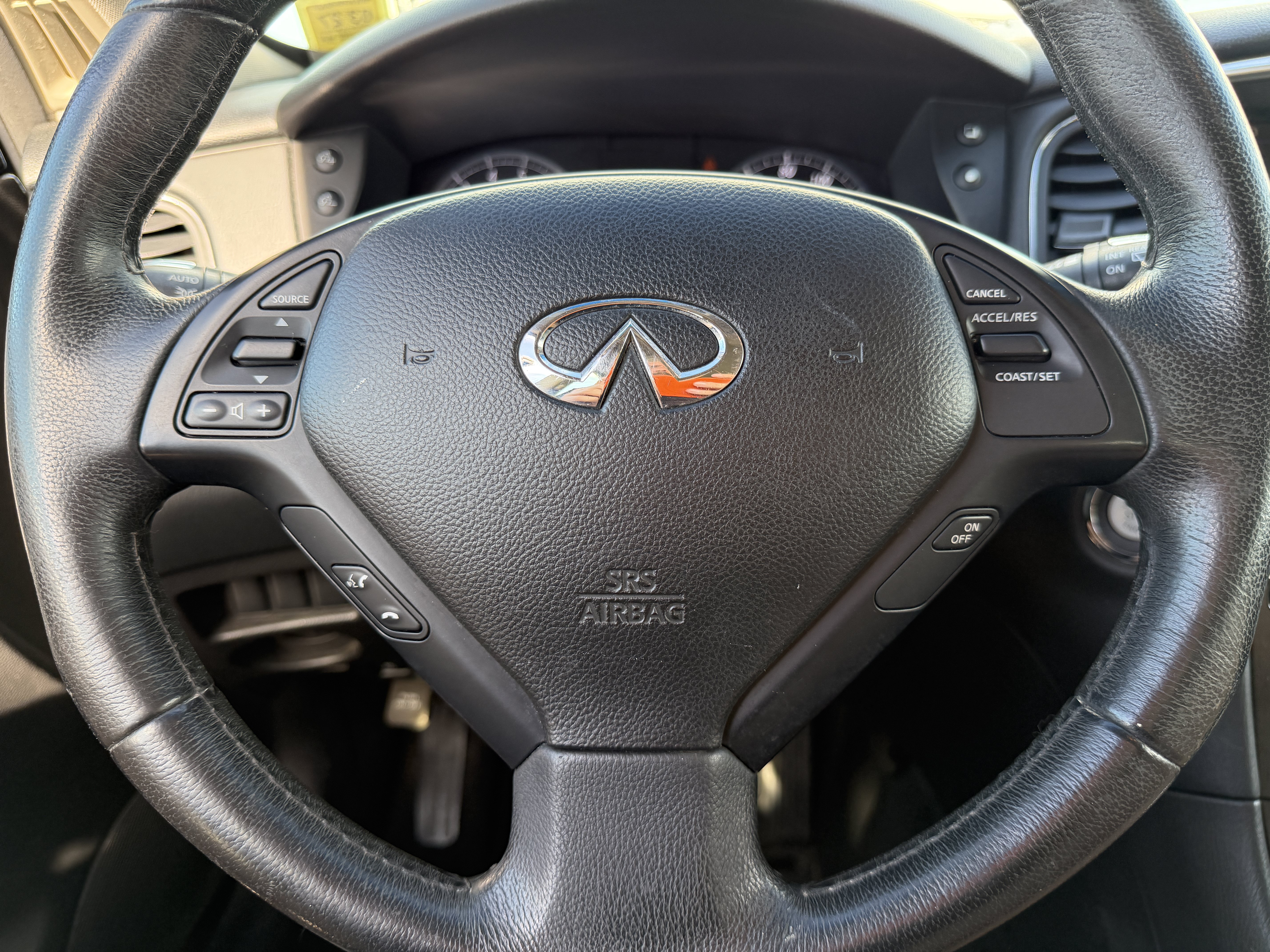 Used 2015 INFINITI QX50 AWD image 21