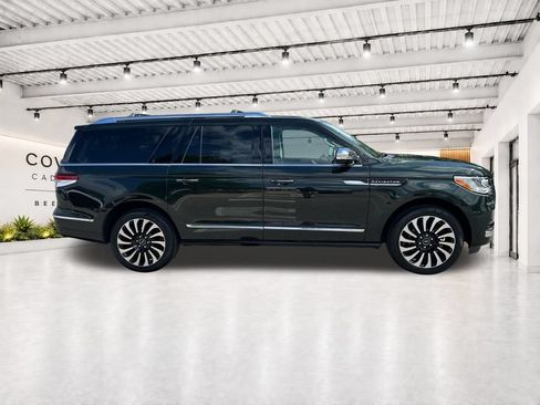 Used 2022 Lincoln Navigator L Black Label AWD/4WD image 11