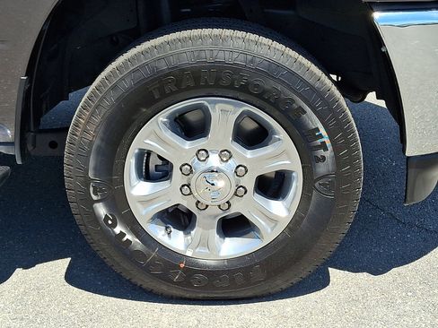 Used 2026 RAM 2500 Big Horn AWD/4WD image 8