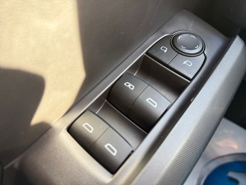 New 2026 GMC Canyon Elevation w/ Convenience Package image 20