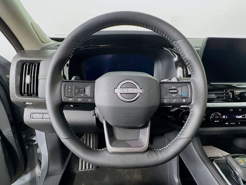 New 2026 Nissan Pathfinder Platinum AWD/4WD image 10