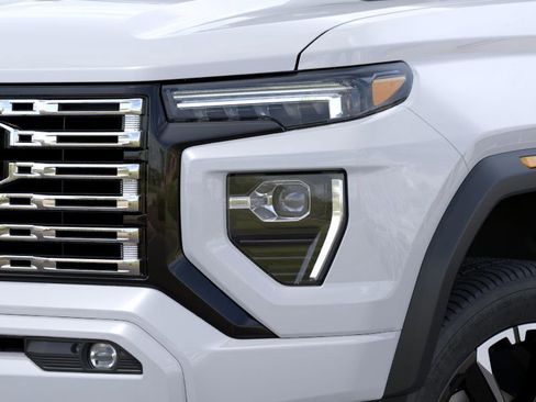 New 2026 GMC Canyon Denali w/ LPO, Black Badging Package image 10